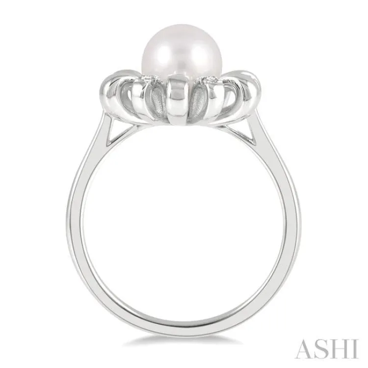 1/10 Ctw Floral 7MM Round Cultured Pearl & Round Cut Diamond Ring in 10K White Gold