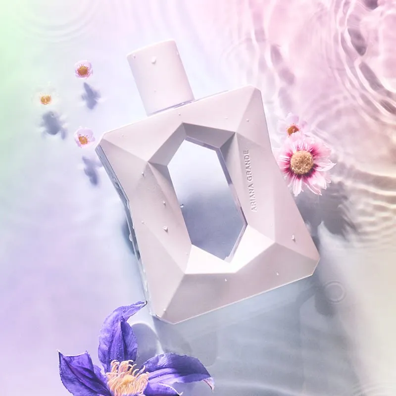 Ariana Grande God Is A Woman Eau De Parfum