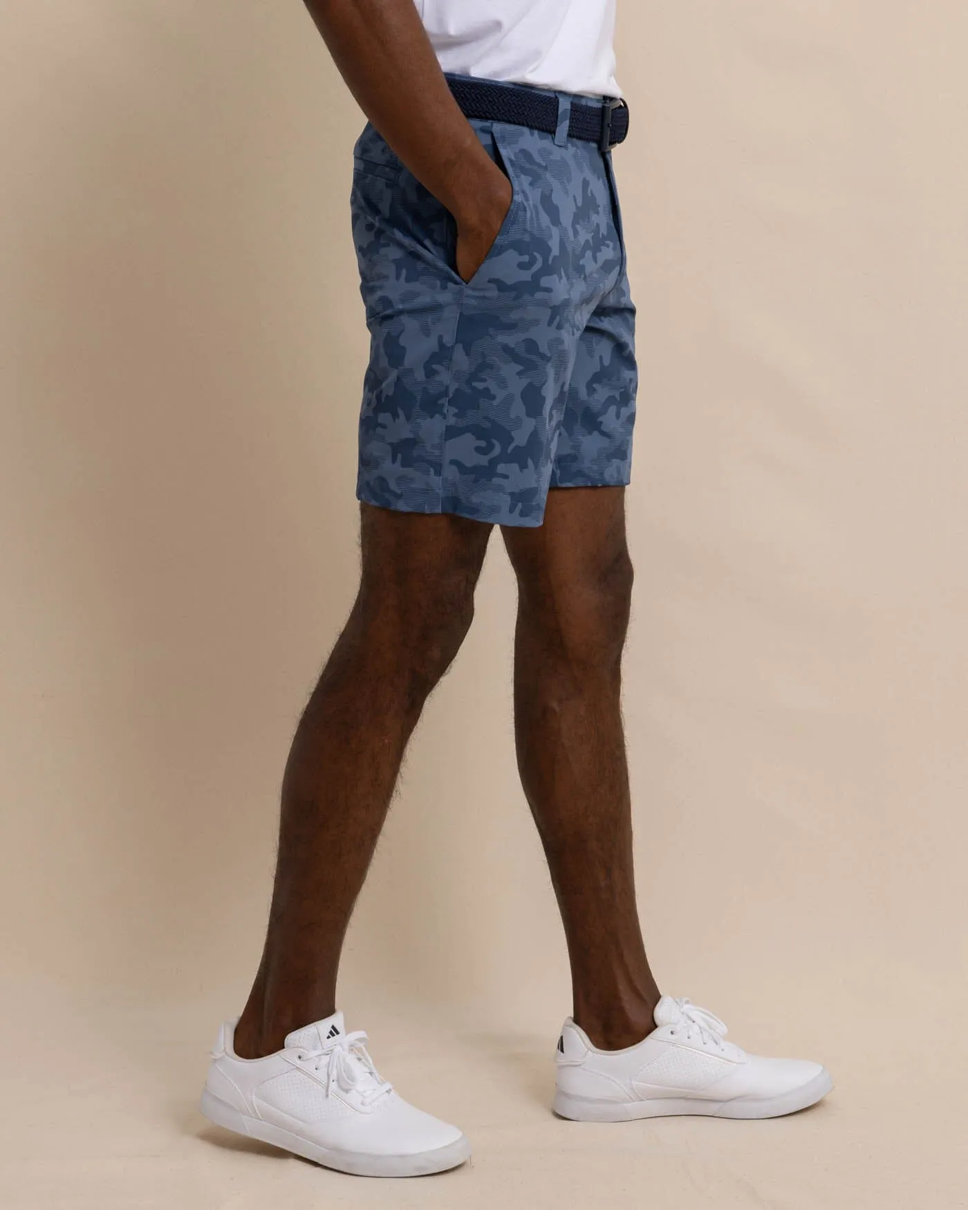 brrr°®-die 8" Island Camo Short
