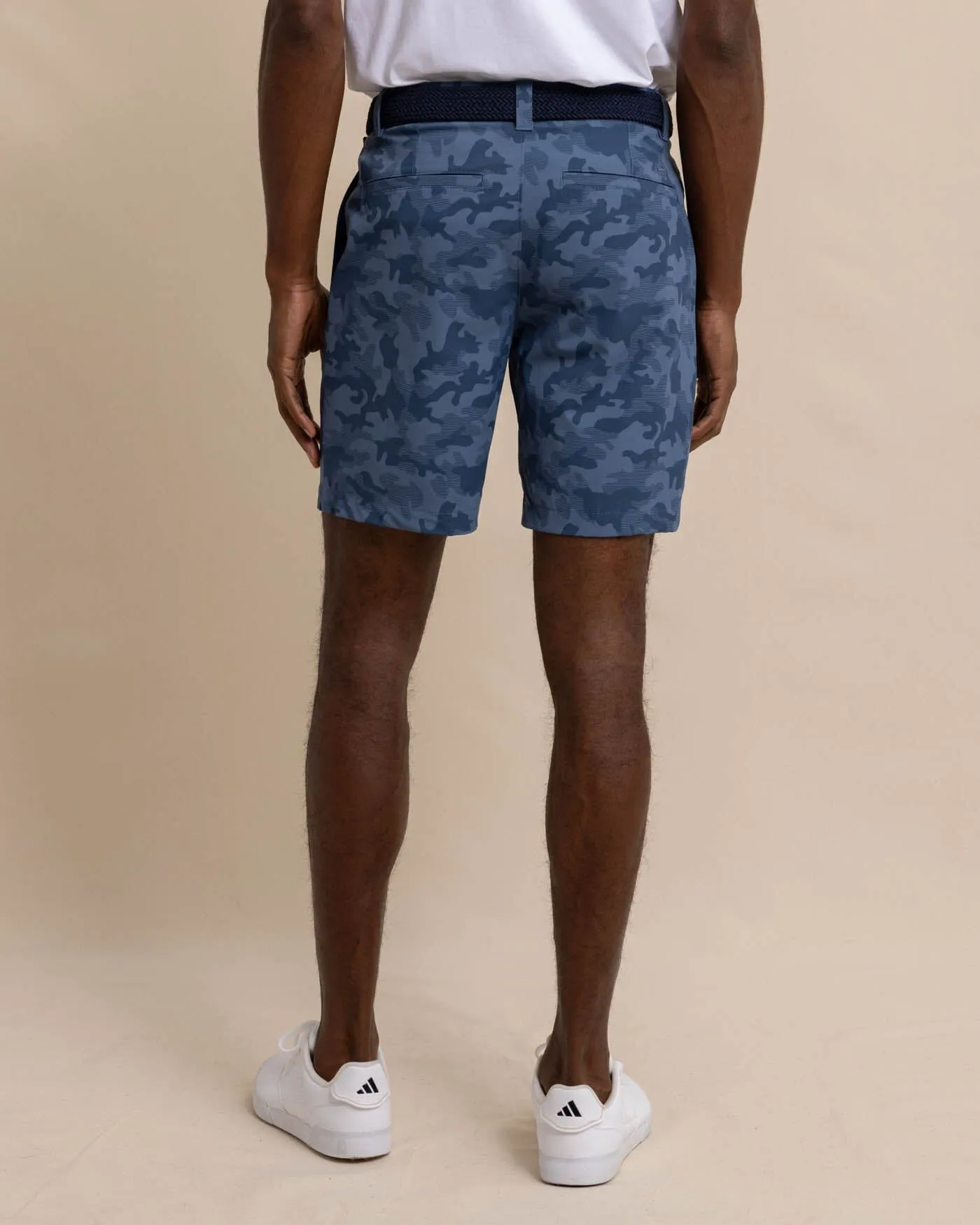 brrr°®-die 8" Island Camo Short