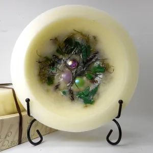 Habersham - Old Vine White Wax Pottery Bowl 7 inch with Free Stand