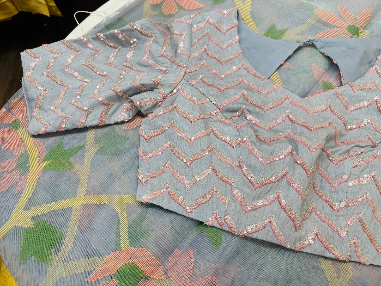 POWDER BLUE MUSLIN JAMDANI SAREE WITH BLOUSE