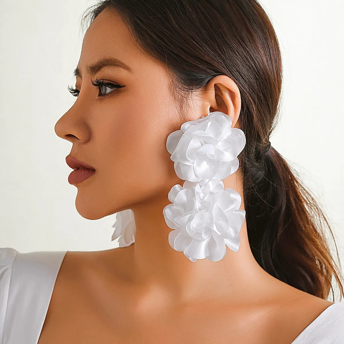 TEEK - Big Fab Flower Earrings