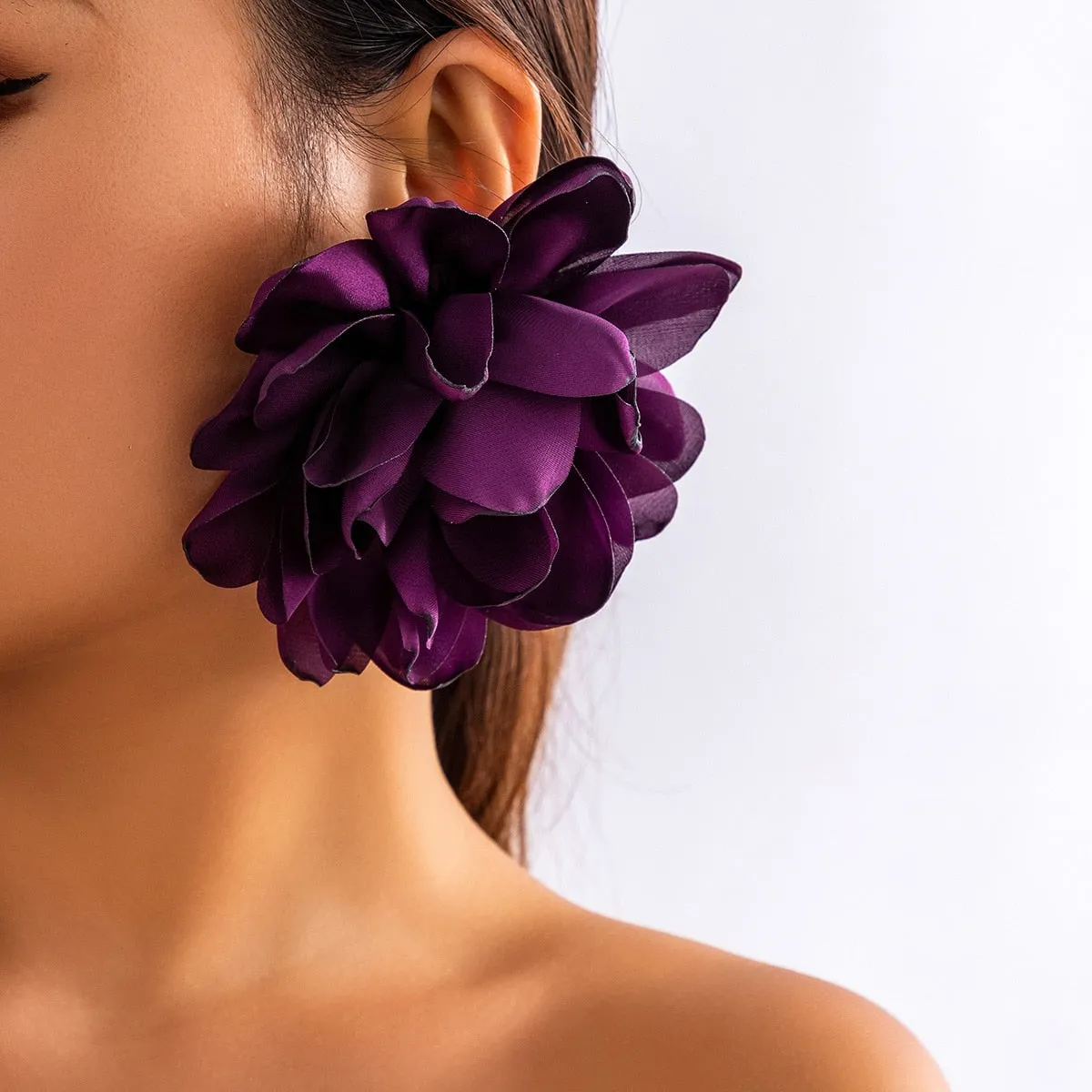 TEEK - Big Fab Flower Earrings