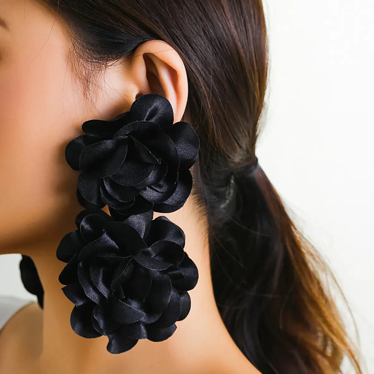 TEEK - Big Fab Flower Earrings