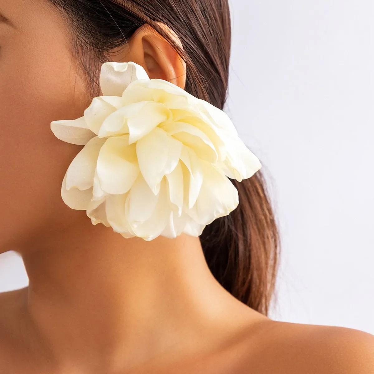 TEEK - Big Fab Flower Earrings