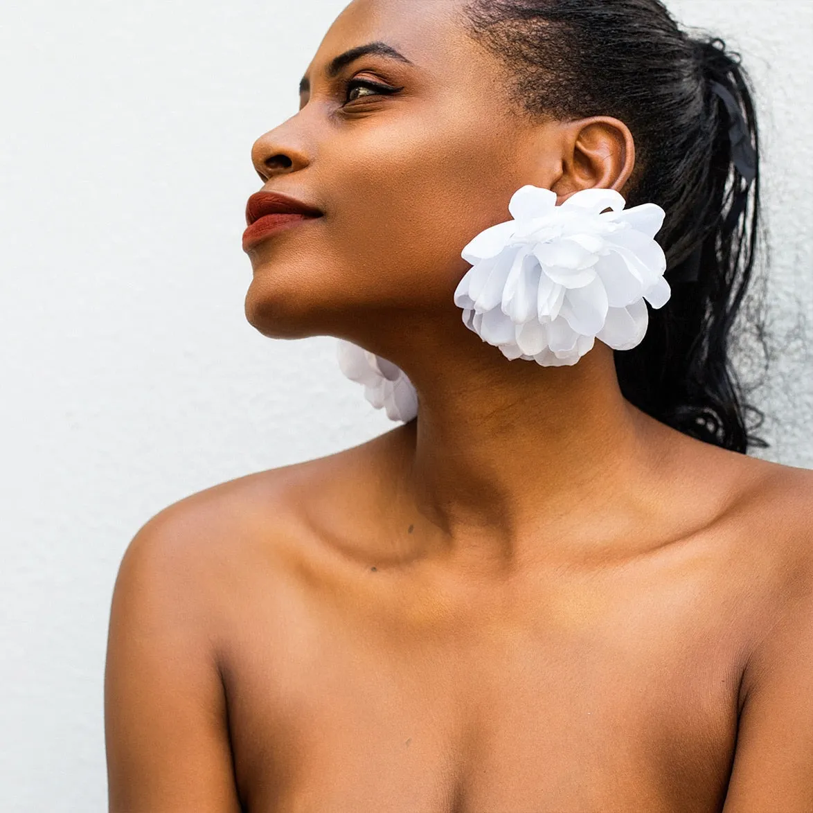 TEEK - Big Fab Flower Earrings